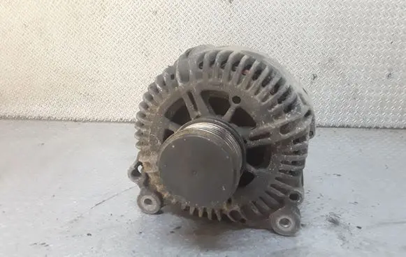 Volkswagen PASSAT B6 Generator/alternator 021903026L