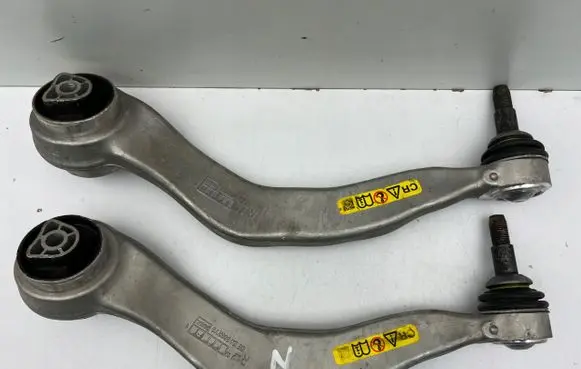 BMW 5 G30 G31 Front control arm 6861162