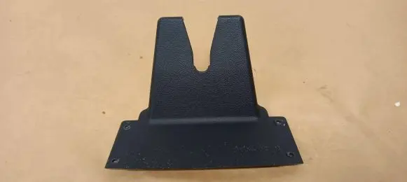 Tesla Model S Tailgate/boot lid lock trim 100926500E