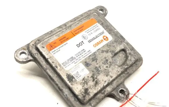 Hyundai ix35 Voltage converter/converter module 10R034663