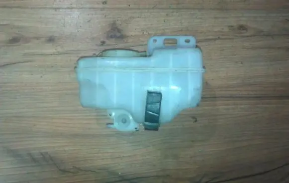 Mazda 323 F Windshield washer fluid reservoir/tank 860142026