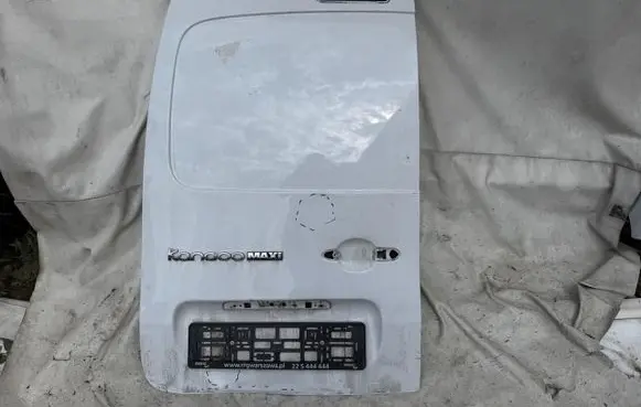 Rear door