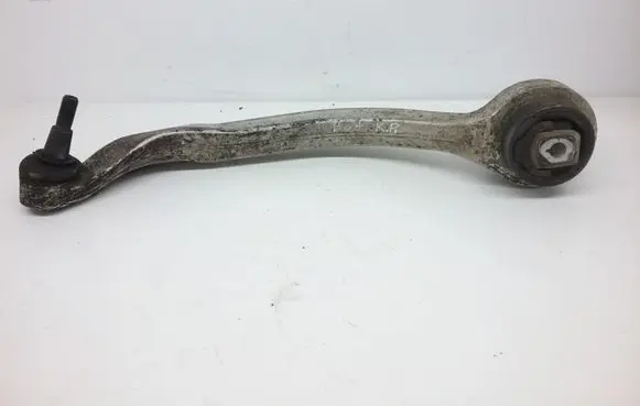 Volkswagen PASSAT B5.5 Front control arm 8E0407693