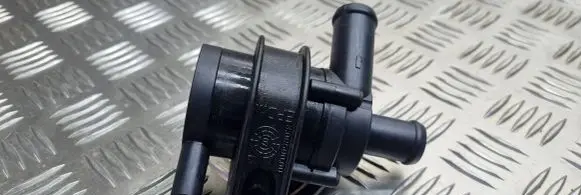 Volkswagen PASSAT B6 Electric auxiliary coolant/water pump 1K0965561F