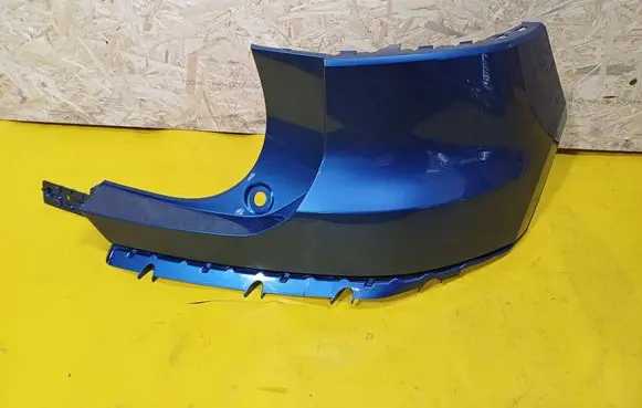 Volvo XC40 Rear bumper corner part panel trim 31449337