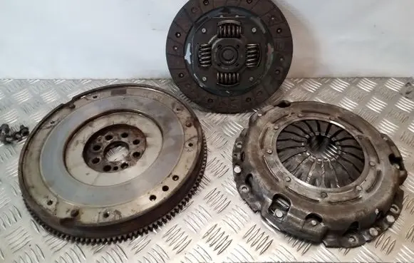 Opel Vivaro Clutch set kit 8200474648F