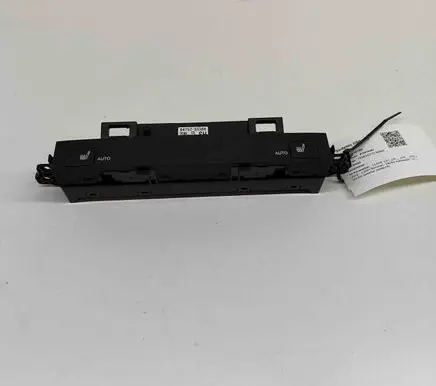 Lexus ES 250 - 300 - 330 Seat heating switch 8475233380