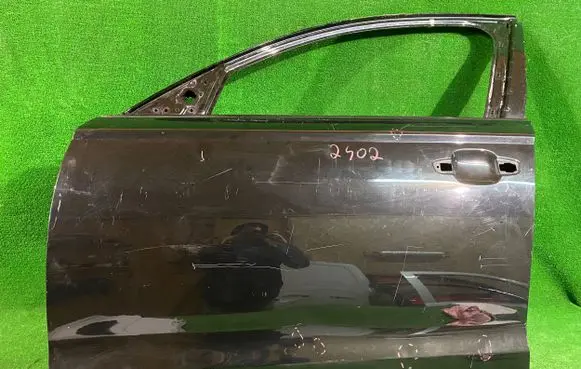 Audi A6 C7 Front door
