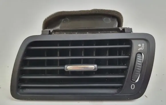 Volkswagen PASSAT B6 Dashboard side air vent grill/cover trim 3C2819701D
