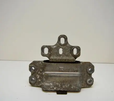 Volkswagen Eos Engine mount bracket 1K0199555R
