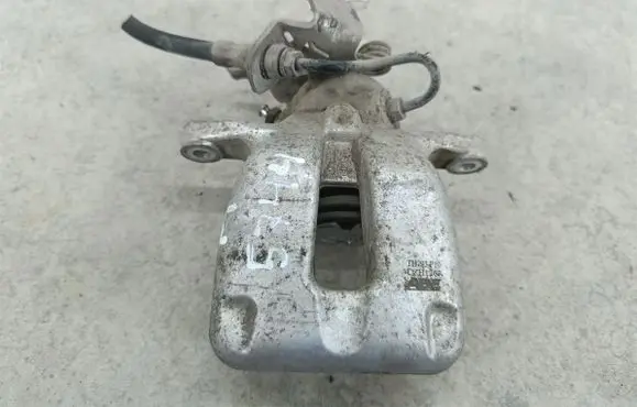Volkswagen Jetta V Rear brake caliper CZH1267