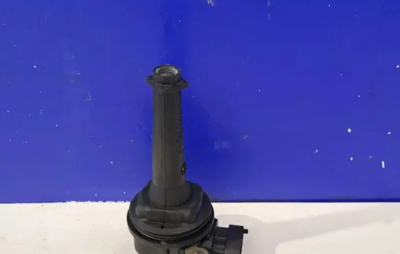 Volvo V70 High voltage ignition coil 30713416