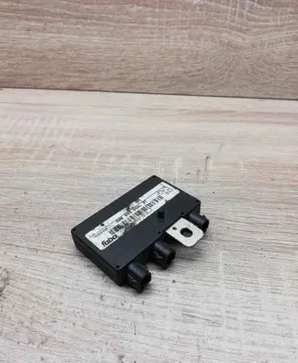 BMW 3 E46 Aerial antenna amplifier 8380944