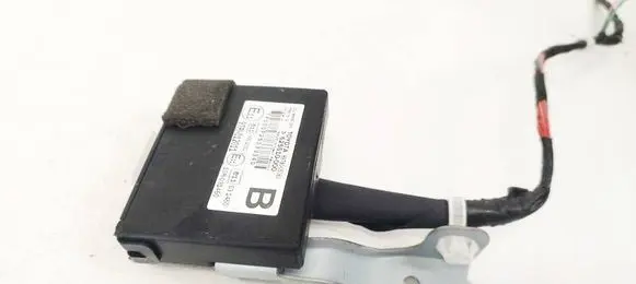Toyota Avensis T270 Antenna control unit 625510000
