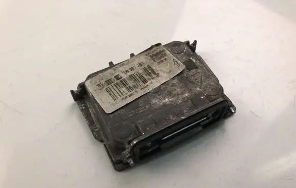 Volkswagen PASSAT B6 Other control units/modules 7L0907391