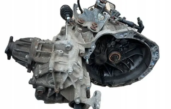 Suzuki Vitara (LY) Manual 6 speed gearbox ZE2