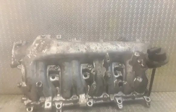 Opel Astra J Intake manifold 8973858235