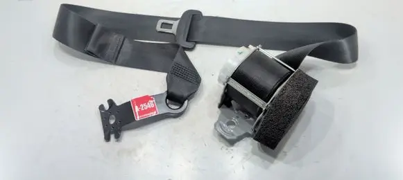Volkswagen PASSAT B8 Rear seatbelt 34142796