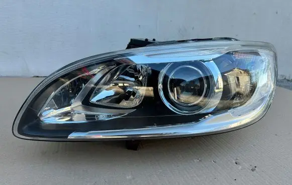 Volvo V60 Headlight/headlamp