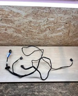 Opel Vivaro Rear tail light wiring loom 241571384R 93457988