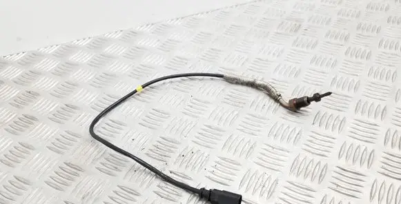 Skoda Superb B8 (3V) Exhaust gas temperature sensor 04L906088AR 888