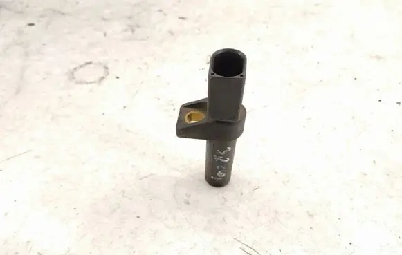 Mercedes-Benz E W211 Crankshaft position sensor A0031532828 0031532828