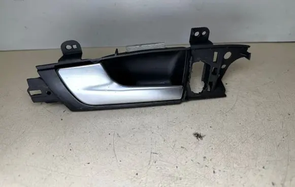 Audi A3 S3 8P Front door interior handle 8P4837019A 8P4837019