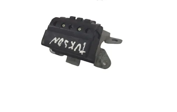 Hyundai Tucson JM Sliding door contact joint 919502E000