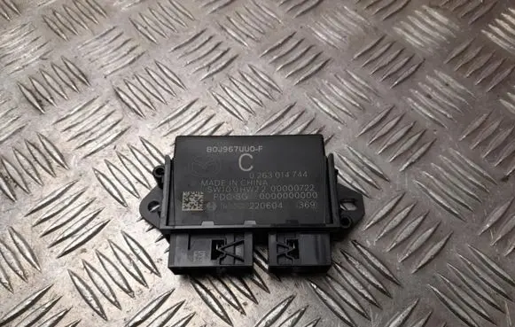 Mazda CX-30 Parking PDC control unit/module B0J967UU0F