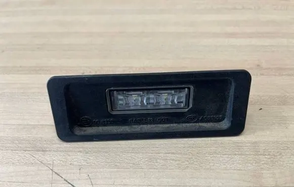 Volvo V40 Number plate light 31352526