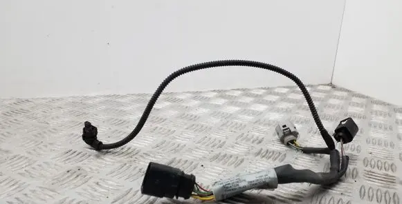Volkswagen Touareg II Fuel injector wires 059971627D
