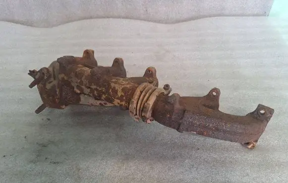 Audi 80 90 B3 Exhaust manifold