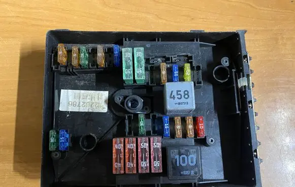 Seat Leon (1P) Fuse module 1K0937125A 017181281E 017181281