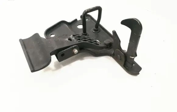 Audi A6 S6 C6 4F Engine bonnet/hood lock/latch loop/hook 4F0823480B