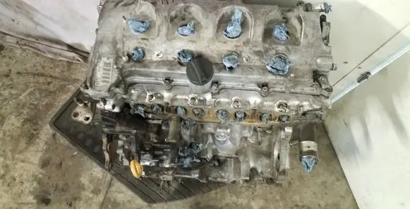 Toyota Avensis T250 Engine 1AD 02011725 0354015