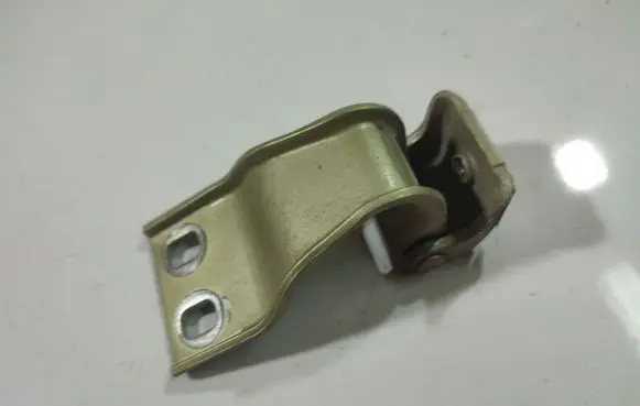 Ford Focus C-MAX Rear door lower hinge