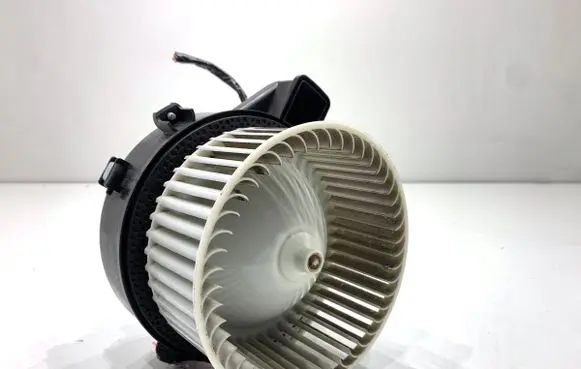 Volvo XC60 Heater fan/blower F011500123