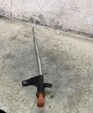 Citroen C4 Cactus Oil level dip stick 9824425380