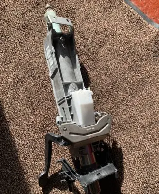 BMW 1 F20 F21 Steering wheel axle 685856001