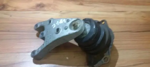 Skoda Fabia Mk1 (6Y) Engine mount bracket 6q0199185m h0l11