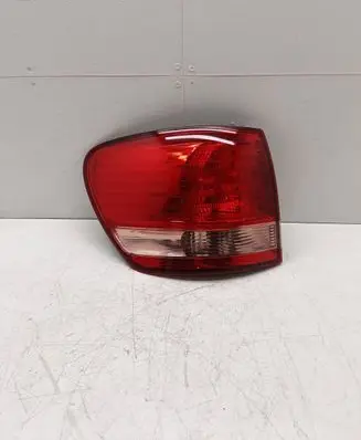 Toyota Avensis Verso Rear/tail lights 4435