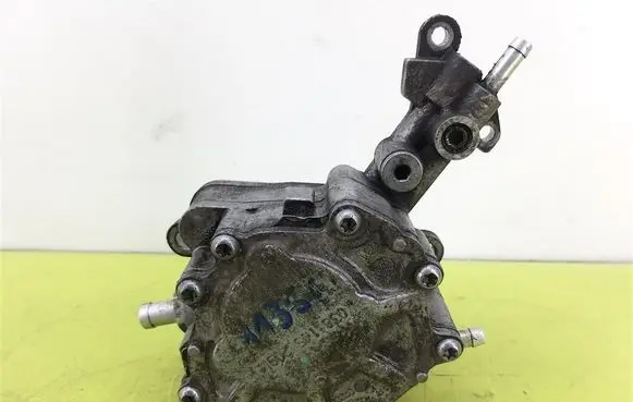Skoda Octavia Mk1 (1U) Electric auxiliary coolant/water pump 038145209M