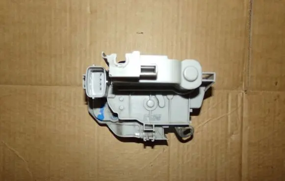 Fiat Bravo Front door lock 