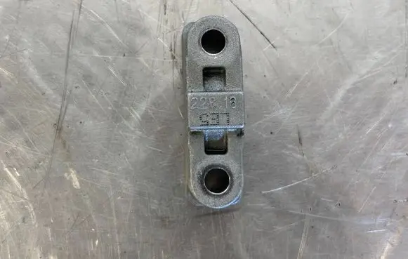 BMW X5M E70 Camshaft holder 22816