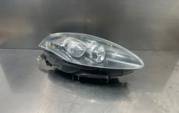 Fiat Bravo Headlight/headlamp 51877883 17B0T1