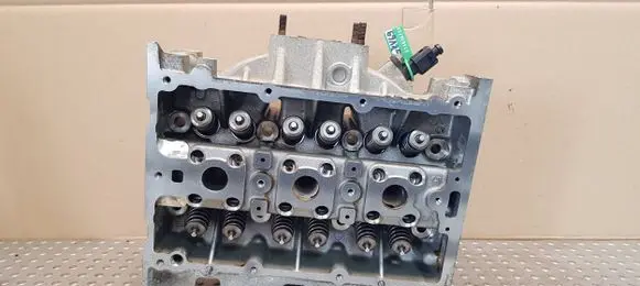 Skoda Citigo Engine head 04C103404F