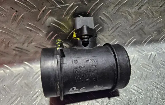 Audi A6 S6 C5 4B Mass air flow meter 0281002403 059906461B