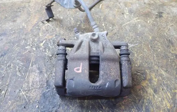Dacia Lodgy Front brake caliper 