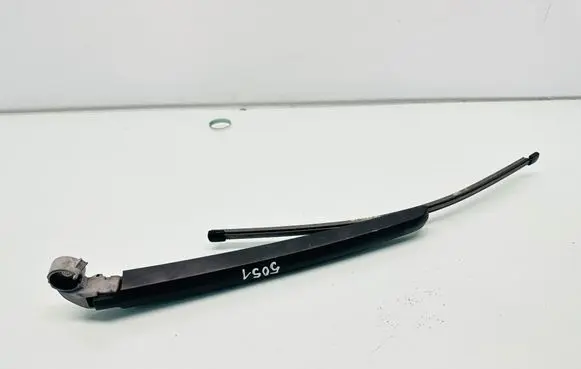 Audi A6 C7 Rear wiper blade arm LS09