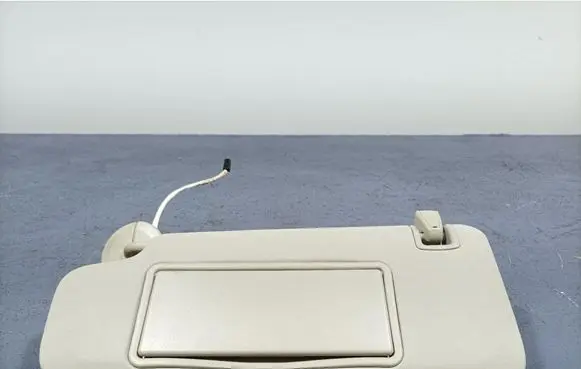 Sun visor